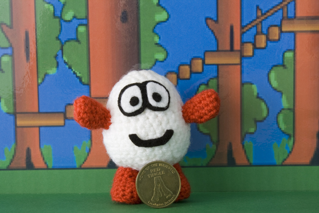 Amy Dianna - Knitted Dizzy With Coin